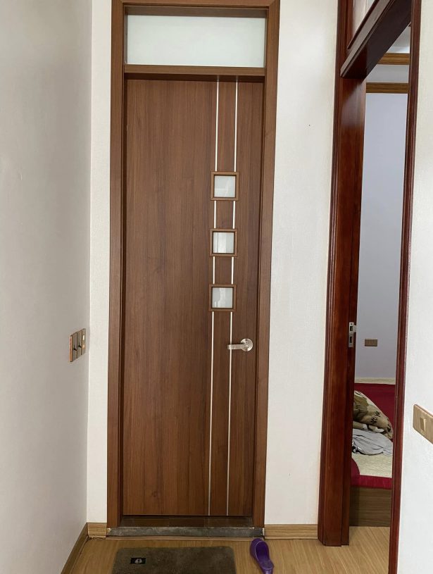 Sửa cửa nhựa composite